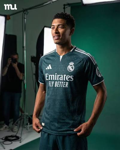 Maillot Réal Madrid Extérieur Version Joueur